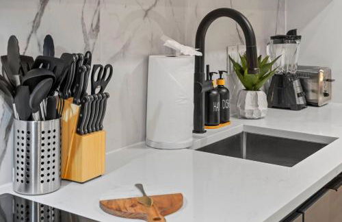 Prime Location - Stylish 1BR Retreat in Bishop Arts - Foto 30