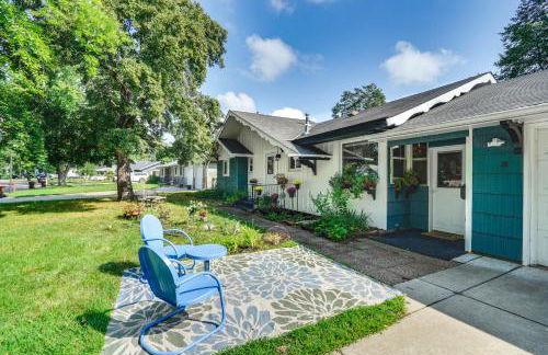 Family-Friendly Cottage Grove Home with Fireplace! - Foto 3