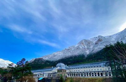 CALMFRANC ático abuhardillado con vistas al río y la montaña Avistamiento de ciervos en Canfranc Pueblo - Foto 74