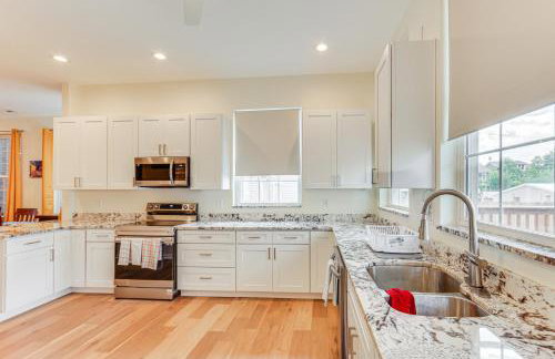 Modern Pittsburgh Home with Rooftop Deck and Backyard - Foto 12