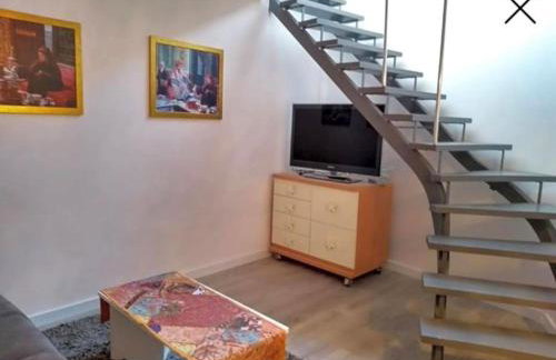 Apartamento totalmente reformado en 1ª linea - Foto 10