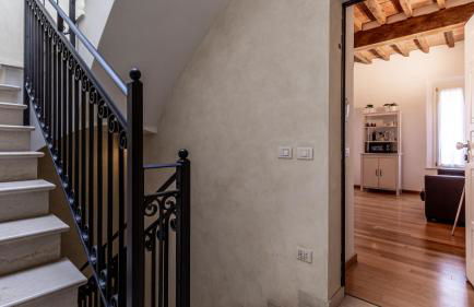 [Piazza Martiri]-In pieno centro sotto al Castello - Photo 17