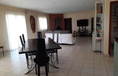 Chez Papi à Lascaux - Foto 21