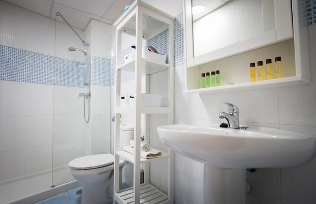 Biedmas Duplex with terrace - Photo 9