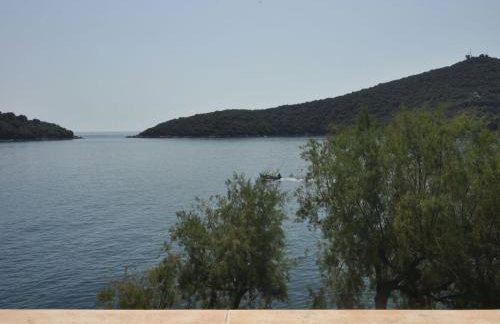 Holiday home Marina- beachfront, sea view and free parking - Photo 15