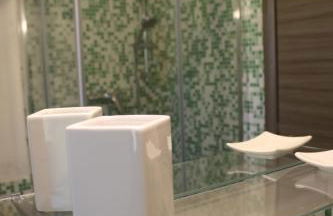 Tra il bosco e il lago - Foto 36