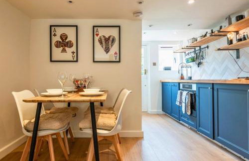 Cosy 2BD Cottage in Oxfordshire - Near Daylesford! - Photo 49