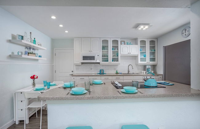 Modern Grove Beautiful 3 Bedroom Home - Foto 10