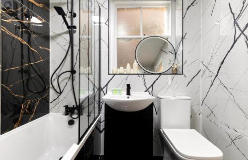 Bright & Comfortable 2-Bedroom Retreat - Foto 18