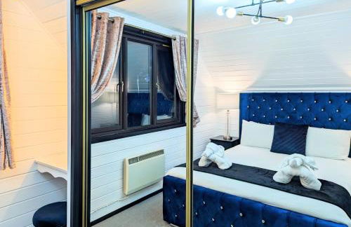 Danu 1A -Hot Tub-Perth-Pet Friendly-Luxury-Romantic - Photo 6