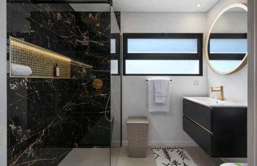 Vila da Ponta do Pargo by An Island Apart - Foto 22