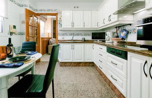 1 Bedroom Stunning Apartment In Sevilla - Foto 12