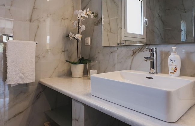 Large Private Villa Splendid Terraces & Views - Foto 31