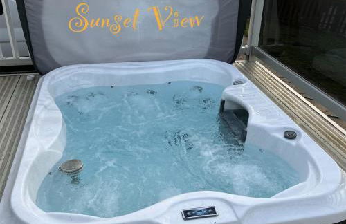 Tattershall Lakes Sunset View Caravan Lakeside, Hot Tub, Garden, Private Fishing Peg & WiFi - Foto 30