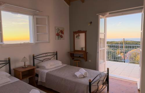 Regina Villa - Photo 24