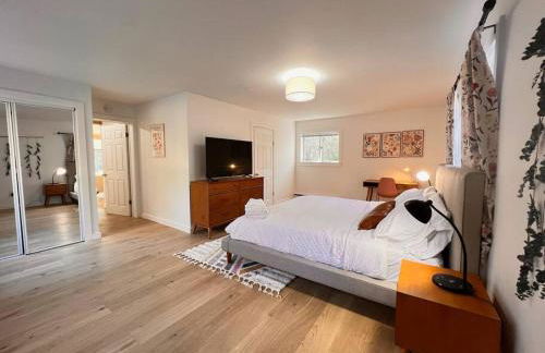 Luxury Woodstock Retreat Hot tub and heated pool - Foto 18