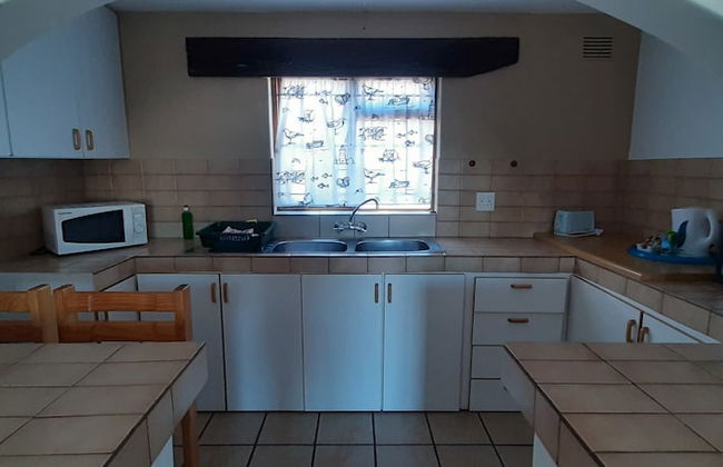 Oom Piet Self Catering Accomodation - Photo 18