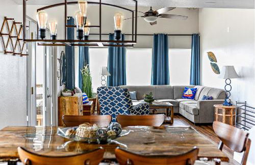 Bay Front Home with Spectacular Sunrise Views - Foto 26