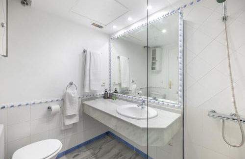 Stunning Duplex by the Golf & Terrace by the beach - Foto 23