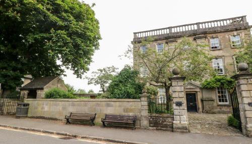 Winster Hall - Photo 2