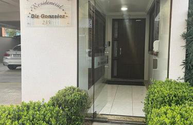 Apartamento espaçoso e impecável - Foto 19