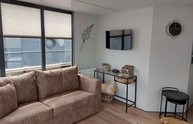 Luxury Houseboat in Volendam Marina - Foto 8