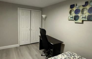 Luxurious, newly renovated retreat - Photo 10