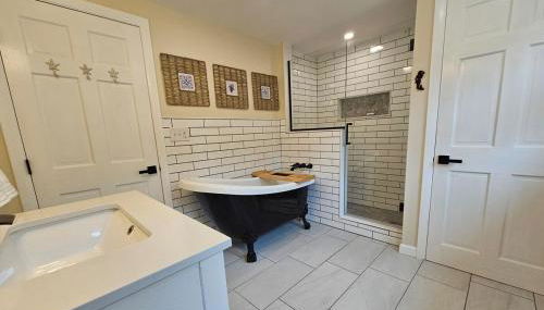 Stay a While in Niantic, Comfort by the Coast - Foto 2