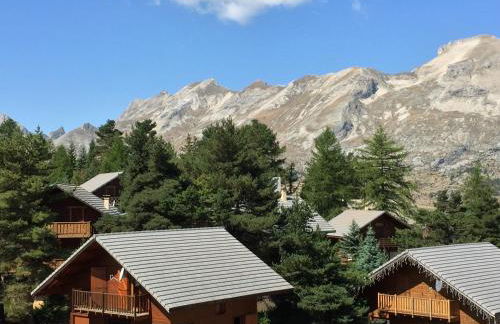 La joue du loup, aux pieds des pistes et vue sur montagnes - Photo 25