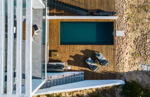 Ocean Views - New Private Condominium with Pool & Sea Views - Foto 31