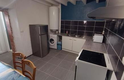 Charmante Maison de Village T3 Rénovée et son Jardin - Foto 5