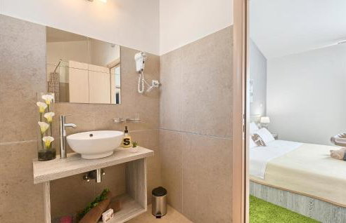 Amazing Home In Naselje Muzini - Foto 30