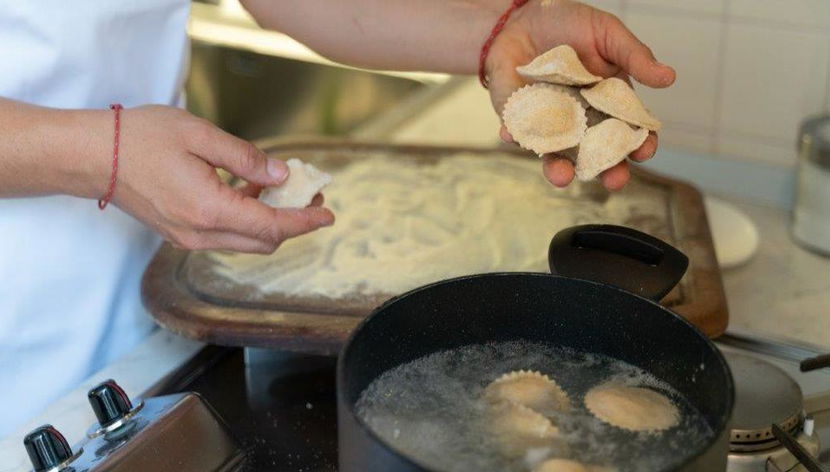 Pasta and Tiramisu Making - Small Group Class - Foto 2