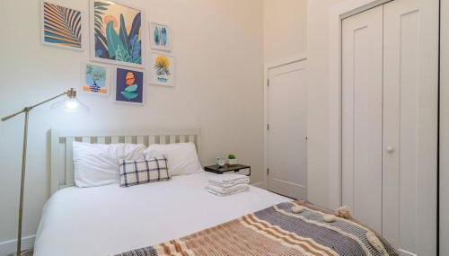 Chicago 2BR City Escape with Optional Parking Near McCormick Place, Navy Pier, Shedd Aquarium, and Millennium Park - Foto 3