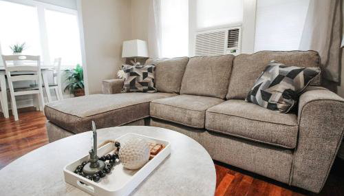 Central Location. Fenced Yard W Washer and Dryer - Foto 5, furniture