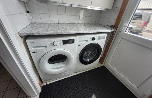 Spacious 4-Bed Lake District Getaway for Groups - Foto 38