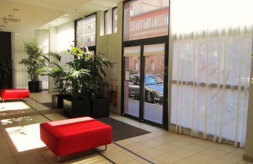 Lagrange Apart'HOTEL Toulouse Saint Michel - Photo 17