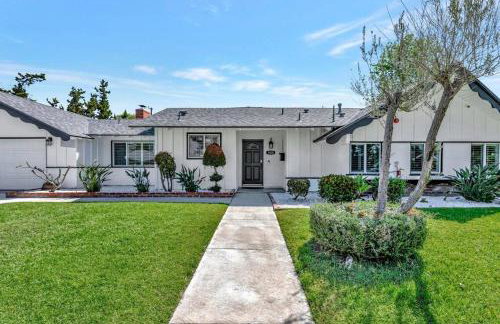 New cheerful villa, Pool, Spa, Mini Golf, Game room, Fire pit next to Disneyland - Foto 30