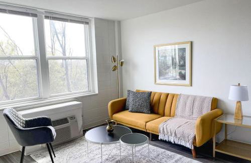 Sleepover Downtown Cincinnati 1BD 1BA Apartments - Photo 54