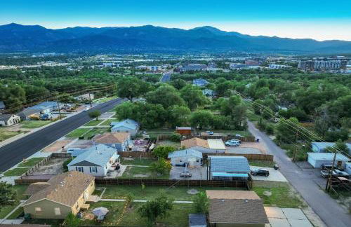 Charming 2BR Retreat - Pet Friendly! - Foto 28