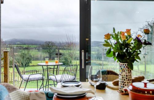 1 Bed in Thorncombe oc-t34792 - Photo 3