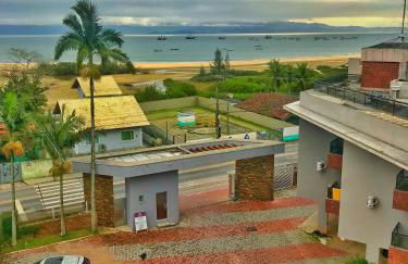 Apartamento beira mar em Ponta das Canas - Photo 1