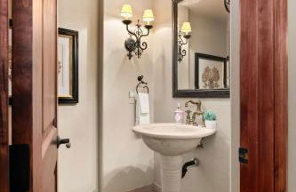 Grand Retreat Rooftop Bliss and Ocean Views - Foto 26