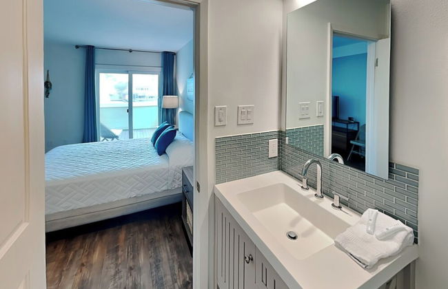 Sunset Water View by Silver Sands Vacation Rentals - Photo 38