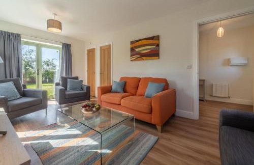 Samphire House - Photo 8