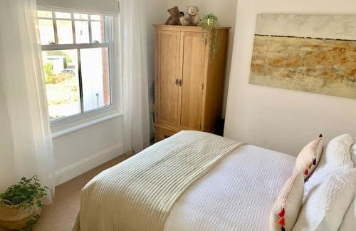 A unique and spacious river front property - Foto 48