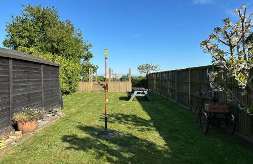 Modern Family Home near Reculver - Sleeps 8 - Pets Friendly! - Photo 44