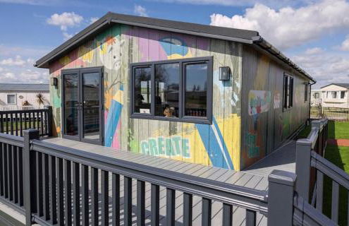 The Pink Lady with games table - Foto 25