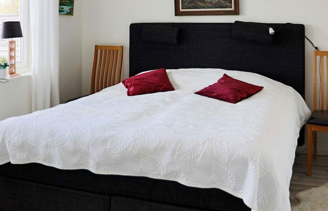 5 Star Holiday Home in Steninge - Foto 3