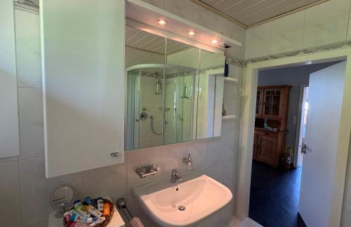 "An der alten Mühle 1" Große Fewo 110 qm, sehr zentral gelegen, zwei Schlafzimmer, Südbalkon, Gartenterrasse & Wallbox - Foto 6
